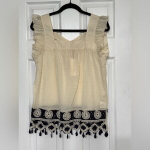 Solitaire Cream Sleeveless Ruffled Blouse M